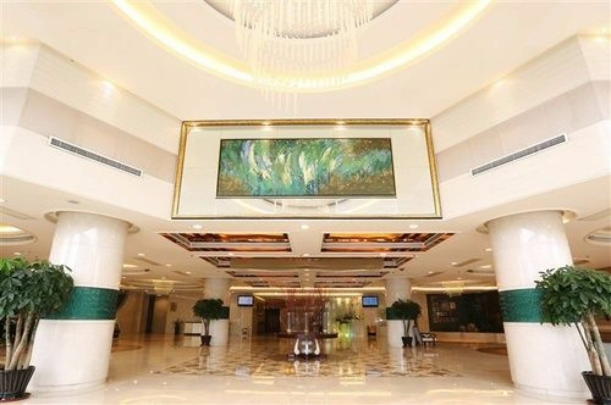 Qingdao Kuaitong International Hotel Εξωτερικό φωτογραφία